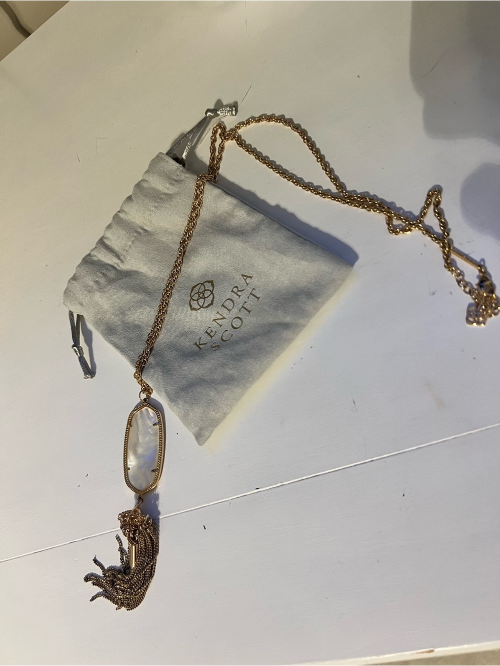 Kendra Scott Gold-Toned Necklace with White Marbled Stone and Tassel